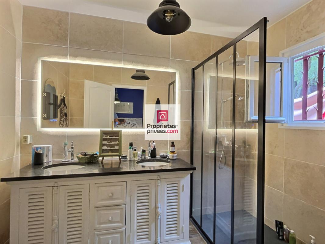 TRANS-EN-PROVENCE MAISON 205 m² -  2 Logements Piscine & 2 Garages 7