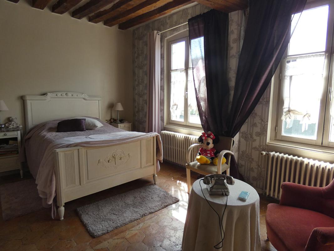 IVRY-LA-BATAILLE Maison ancienne (225 m2) 10