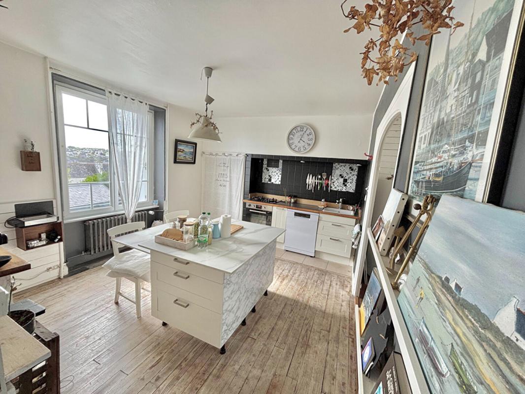 PLOUHINEC Plouhinec - 29780 -maison 4 chambres sur sous-sol total et garage, avec jardin 9