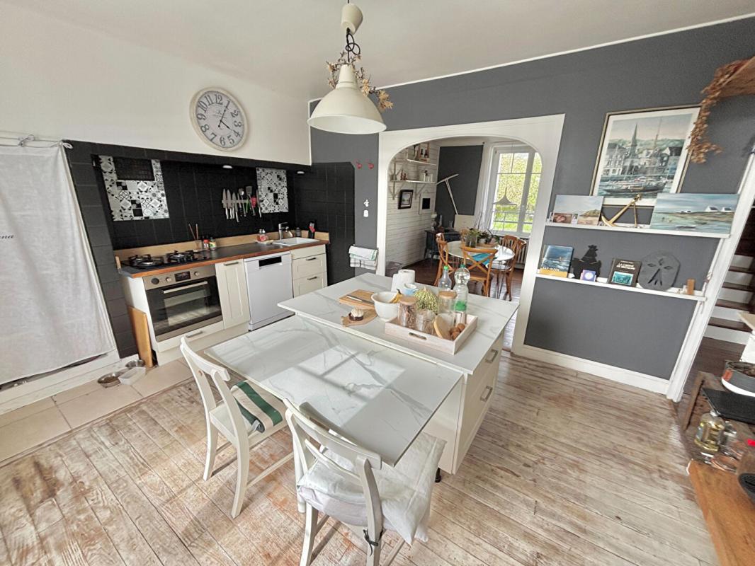 PLOUHINEC Plouhinec - 29780 -maison 4 chambres sur sous-sol total et garage, avec jardin 8