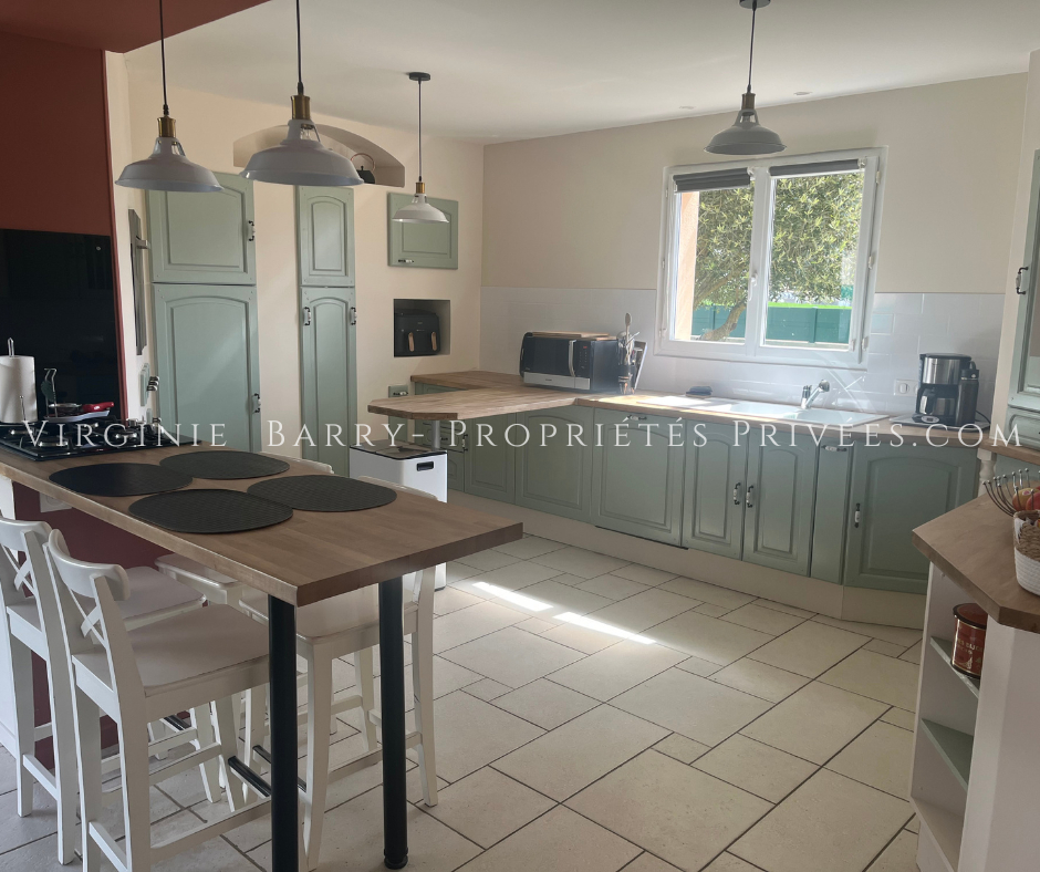 BORDS BELLE MAISON DE PLAIN PIED DE 150 M² NON MITOYENNE 1