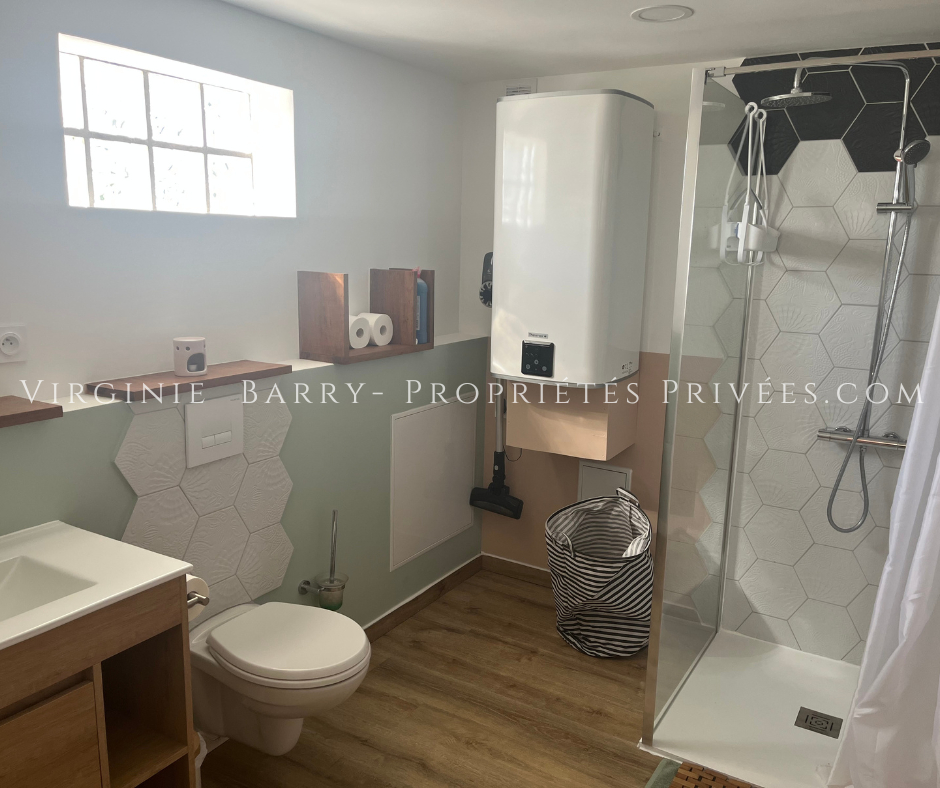 BORDS BELLE MAISON DE PLAIN PIED DE 150 M² NON MITOYENNE 15