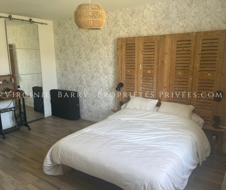 BORDS BELLE MAISON DE PLAIN PIED DE 150 M² NON MITOYENNE 5