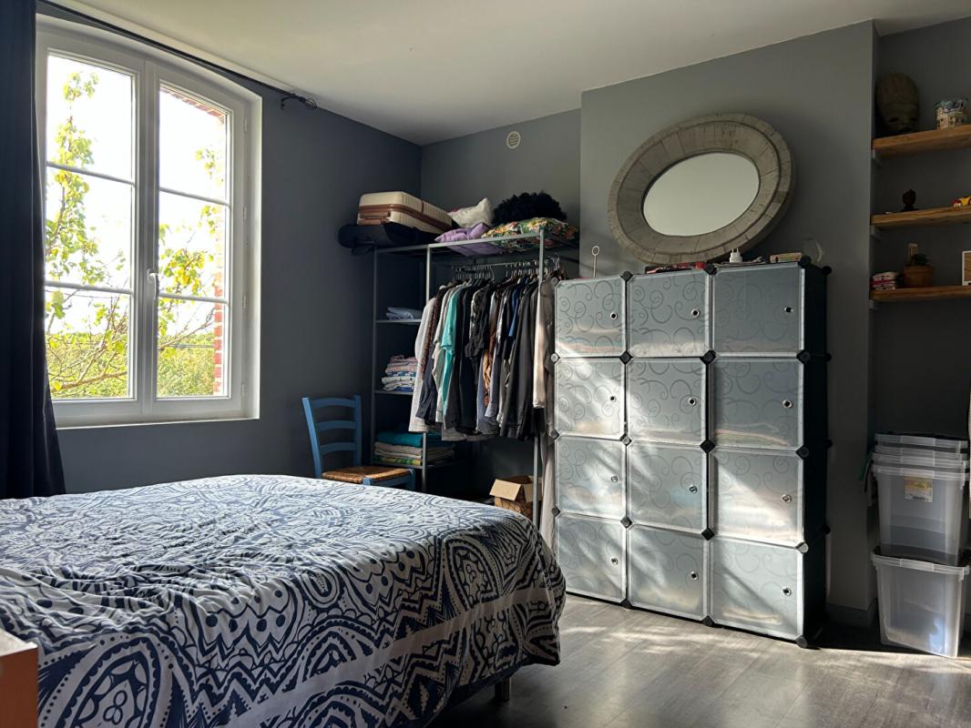 LISIEUX 14100  Maison 6 pièces  4 chambres 252 500 Euros 9