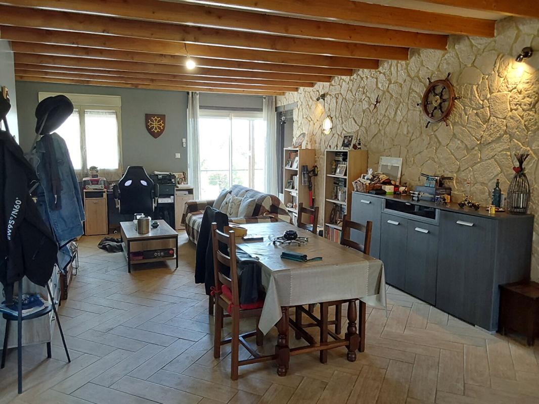 LANDELEAU Maison Landeleau 4 pièce(s) 124 m2 2