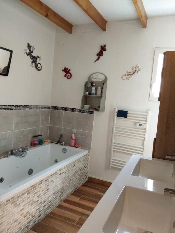 LANDELEAU Maison Landeleau 4 pièce(s) 124 m2 6