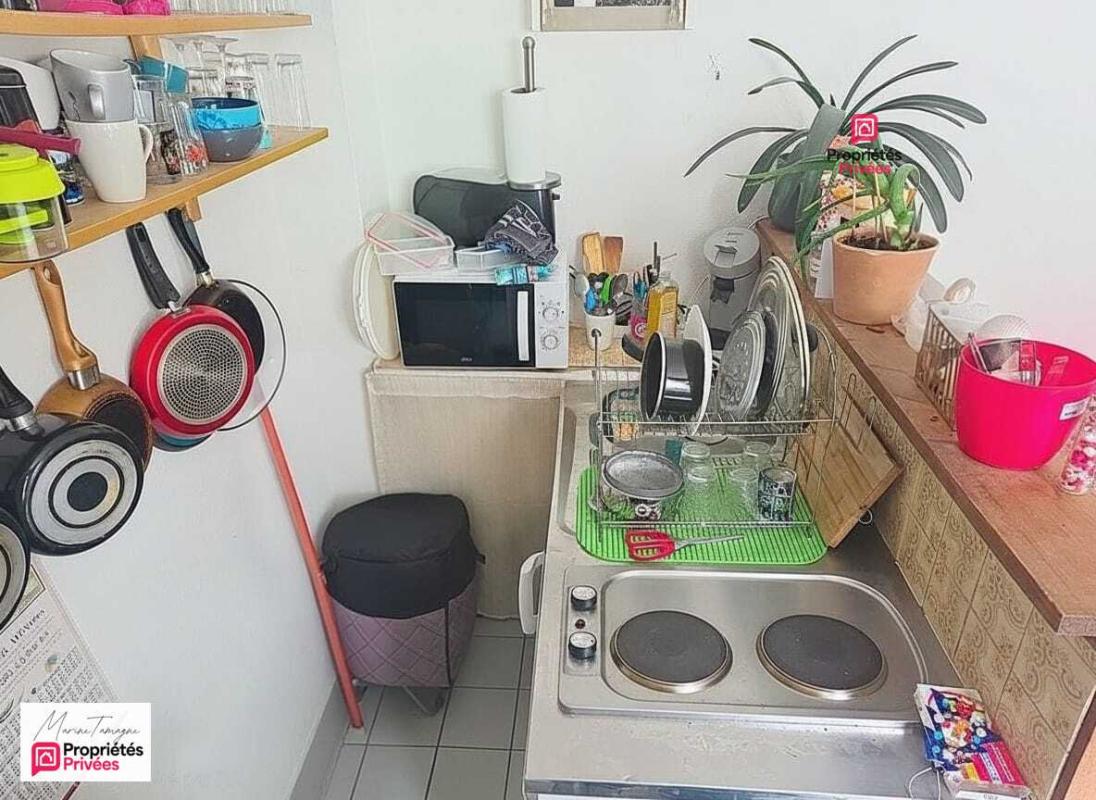 COMPIEGNE Studio en duplex avec chambre en mezzanine, rue piétonne Compiègne 12