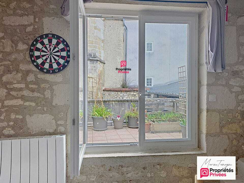 COMPIEGNE Studio en duplex avec chambre en mezzanine, rue piétonne Compiègne 14
