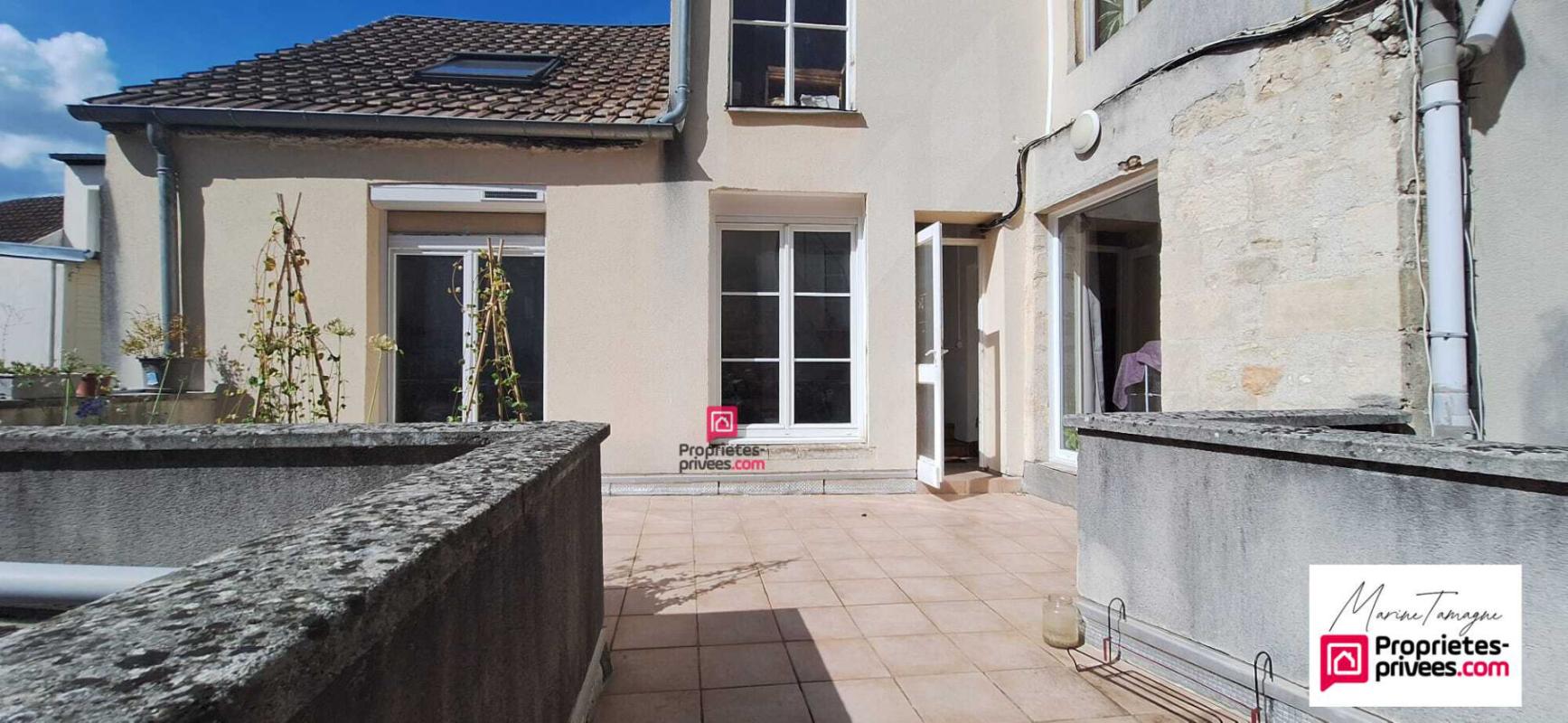 COMPIEGNE Studio en duplex avec chambre en mezzanine, rue piétonne Compiègne 7