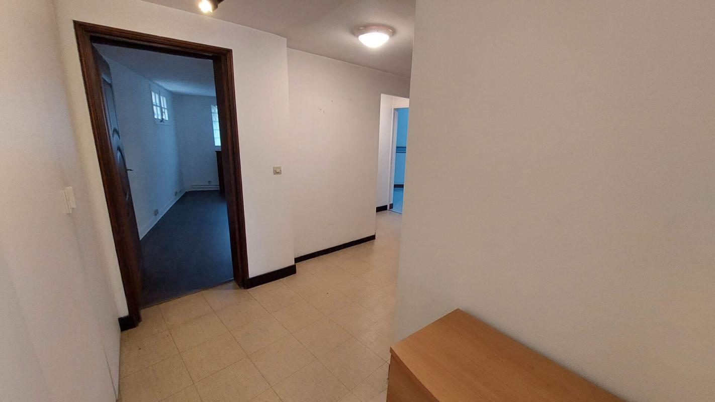 DREUX 28100 DREUX - MURS COMMERCIAUX, LOCAL 93 m² 8