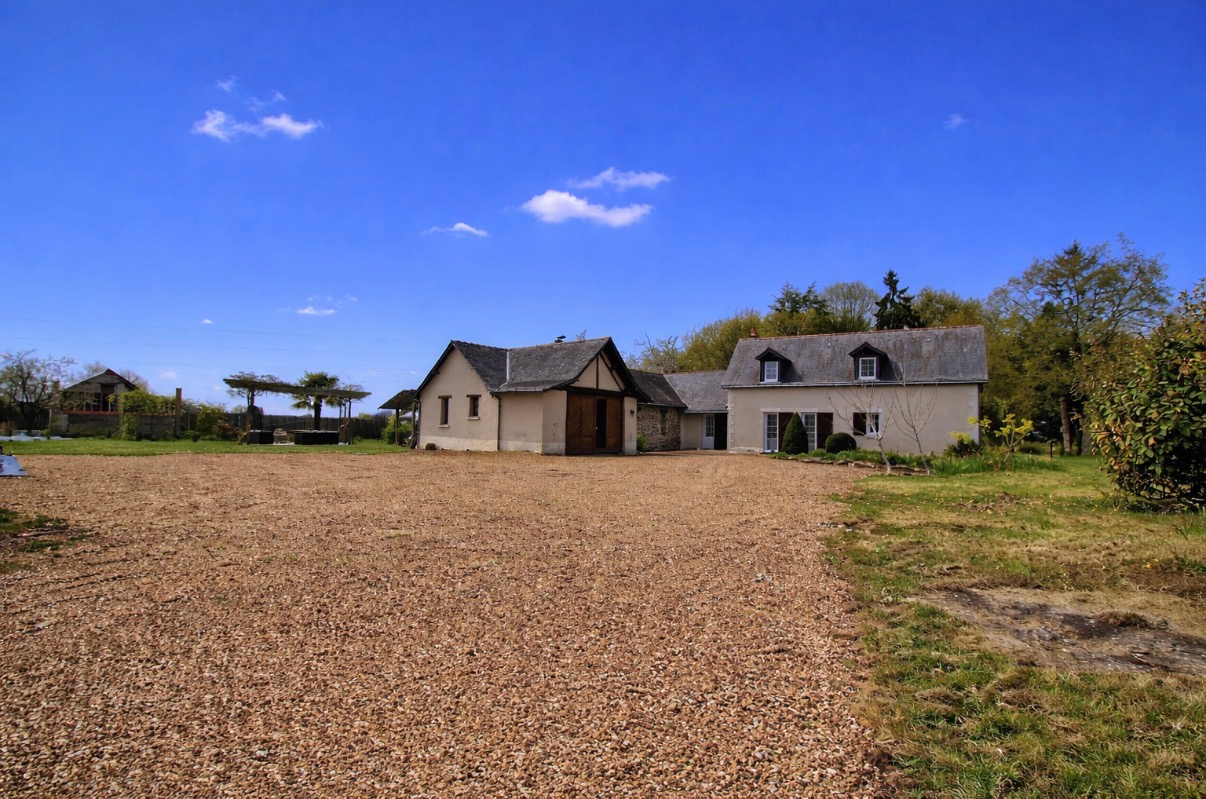 SAINT-SYLVAIN-D'ANJOU LONGERE Verrieres En Anjou 7 pièce(s) 185 m2 15