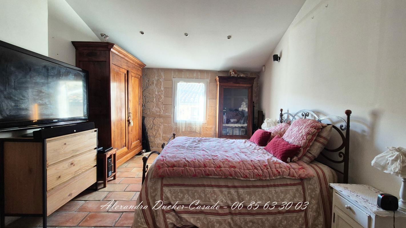 PEYRUIS Maison de village au coeur de Peyruis avec garage 7