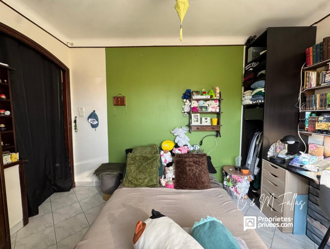 LAPALUD Maison au calme avec double habitation- LAPALUD 10