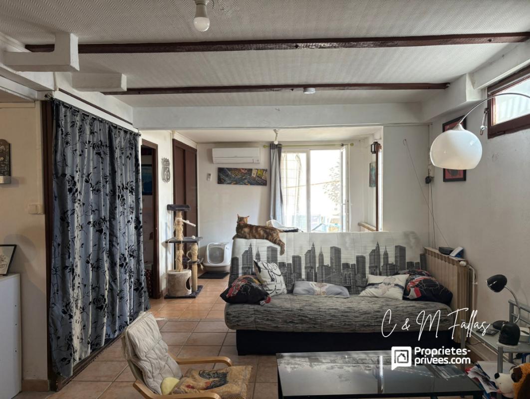 LAPALUD Maison au calme avec double habitation- LAPALUD 12