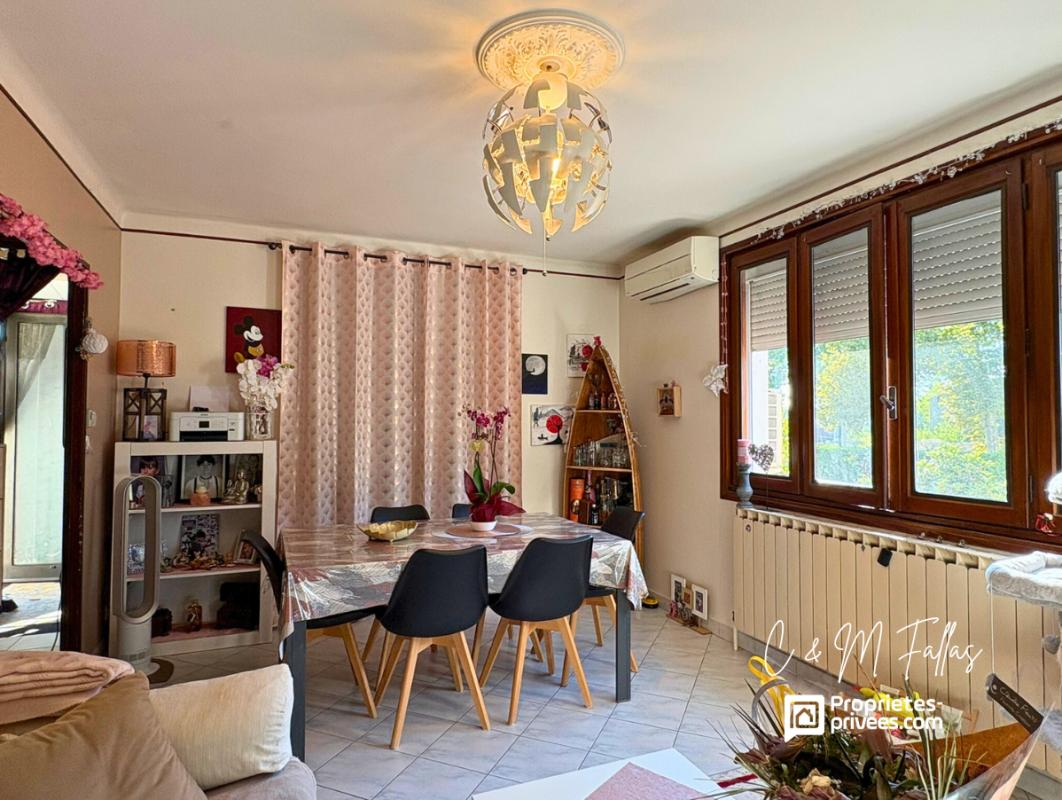 LAPALUD Maison au calme avec double habitation- LAPALUD 7