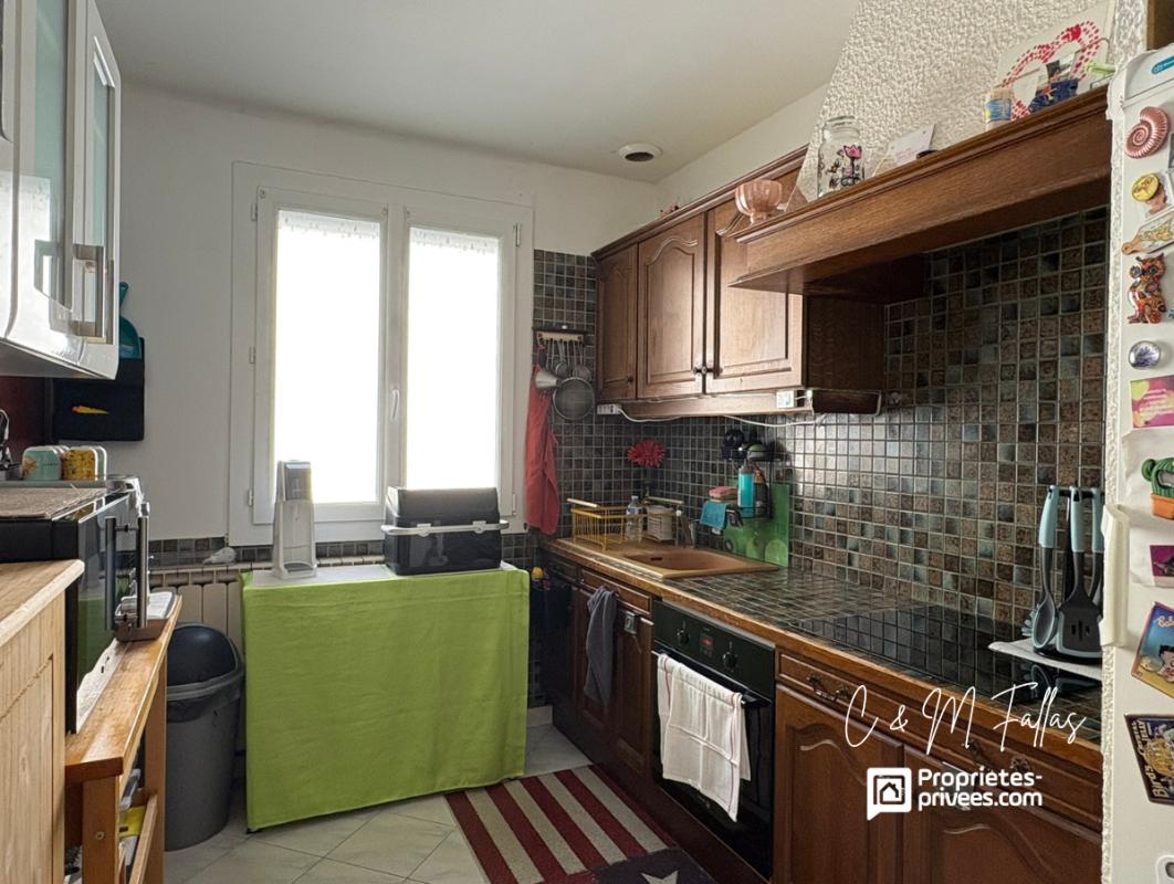 LAPALUD Maison au calme avec double habitation- LAPALUD 8