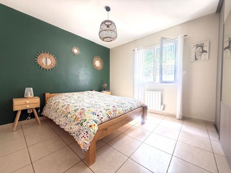 LODEVE Maison Lodève 6 pièce(s) 123 m2 sur parcelle de 670m² 8