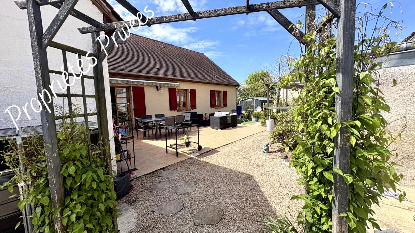 HUISSEAU-SUR-COSSON Maison Huisseau Sur Cosson 8 pièce(s) 143 m2 14