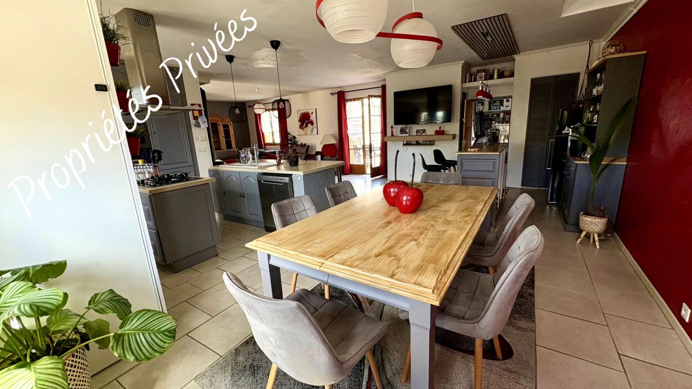 HUISSEAU-SUR-COSSON Maison Huisseau Sur Cosson 8 pièce(s) 143 m2 2