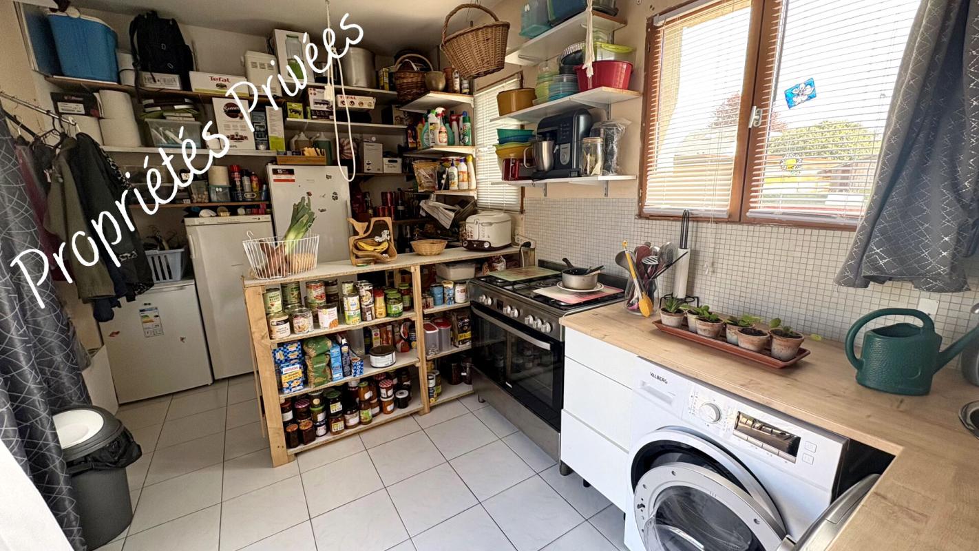 HUISSEAU-SUR-COSSON Maison Huisseau Sur Cosson 8 pièce(s) 143 m2 8