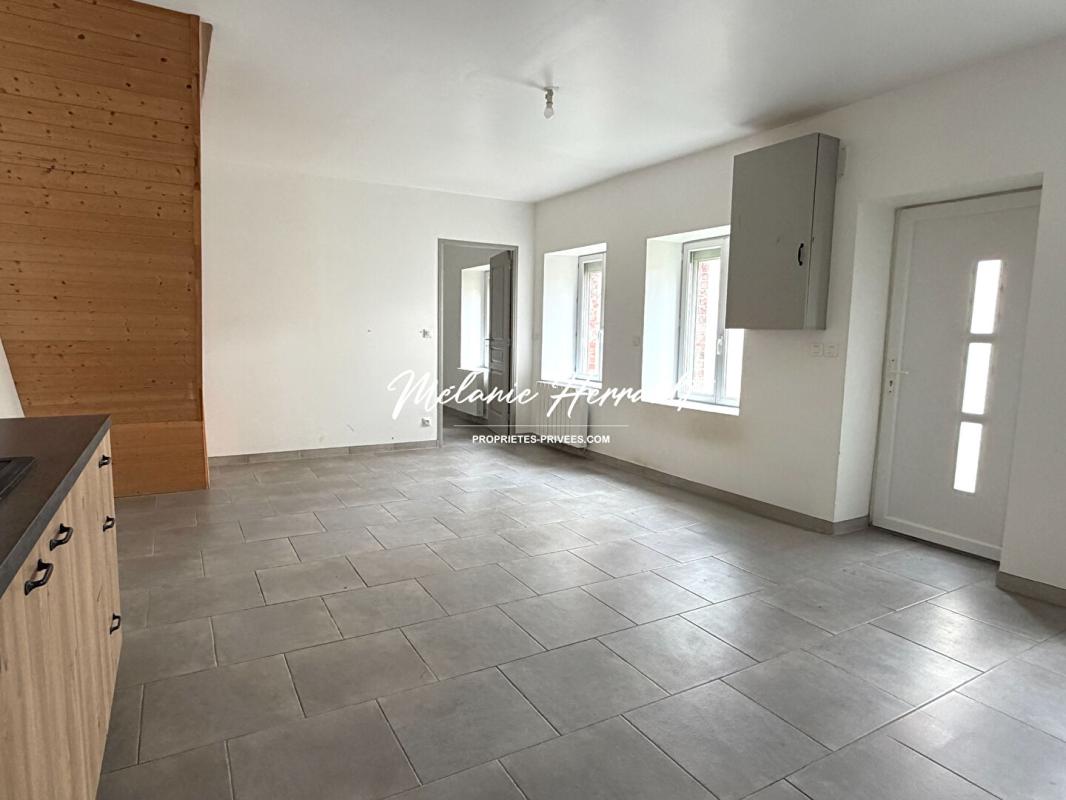 BOULOIRE Maison de bourg rénovée - 3 chambres à Bouloire (72440) 2