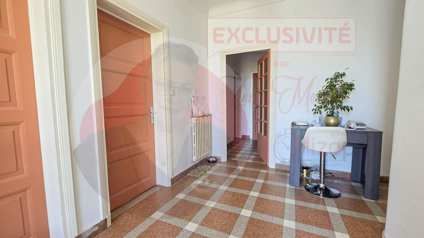 ISSOIRE Maison 150 m², 4 chambres, garage et jardin en centre ville, possible 2 appts 6