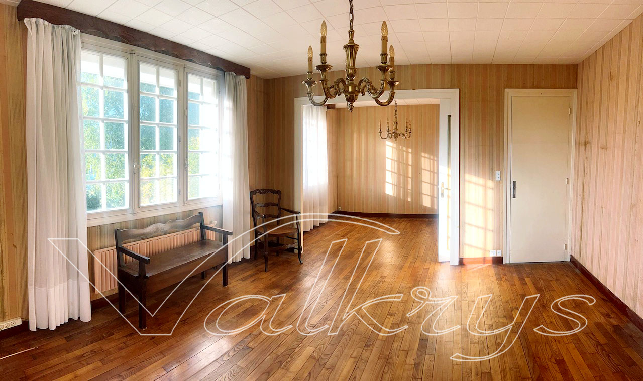 MOELAN-SUR-MER MAISON de bourg 7P 4CH 105m2 à Moëlan sur mer 7