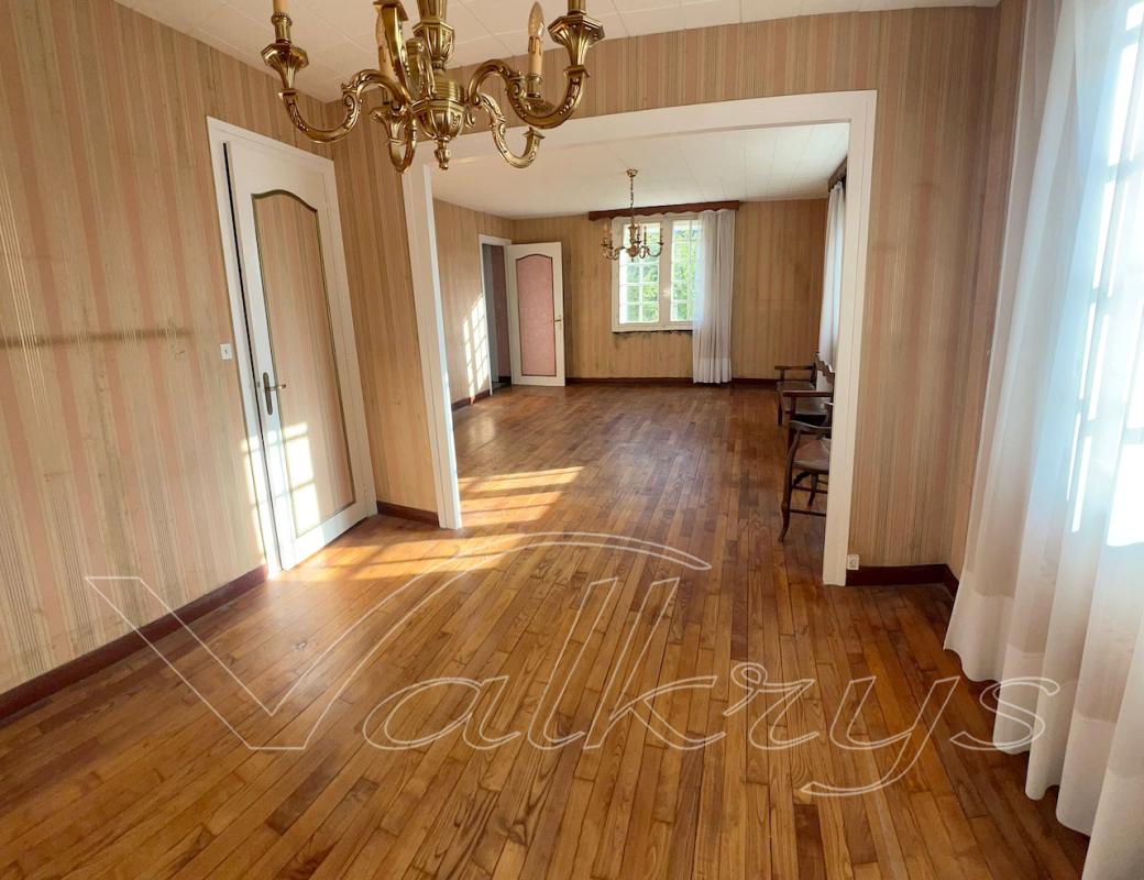 MOELAN-SUR-MER MAISON de bourg 7P 4CH 105m2 à Moëlan sur mer 9