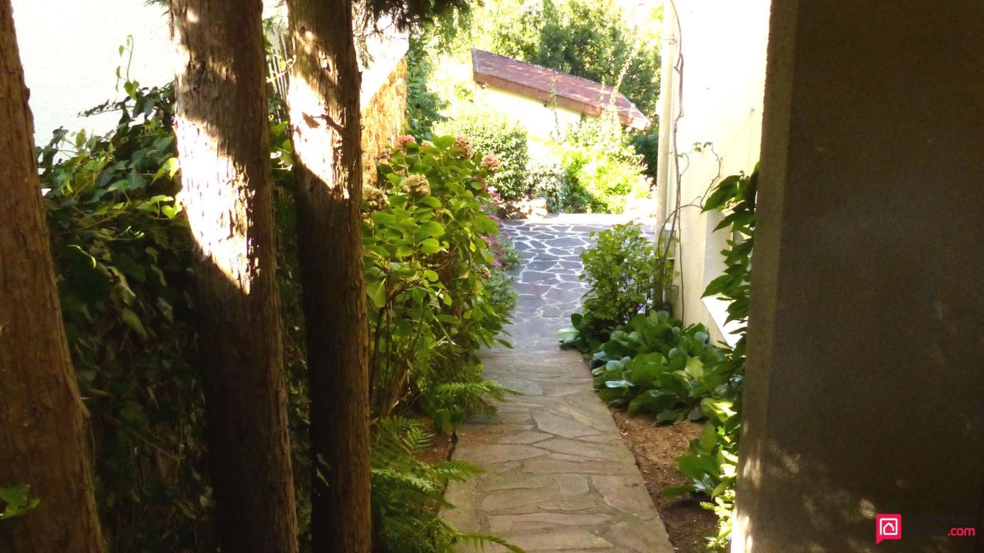 SAINT-REMY-LES-CHEVREUSE Grande maison familiale Saint Remy Les Chevreuse 1