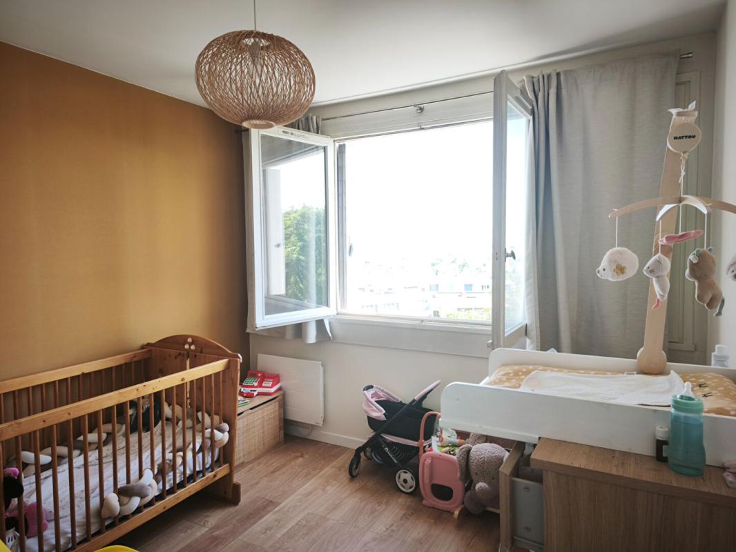 CLERMONT-FERRAND COUP DE COEUR - Appartement T3 lumineux avec balcon vue Puy de Dôme + garage - Secteur Lafayette 11