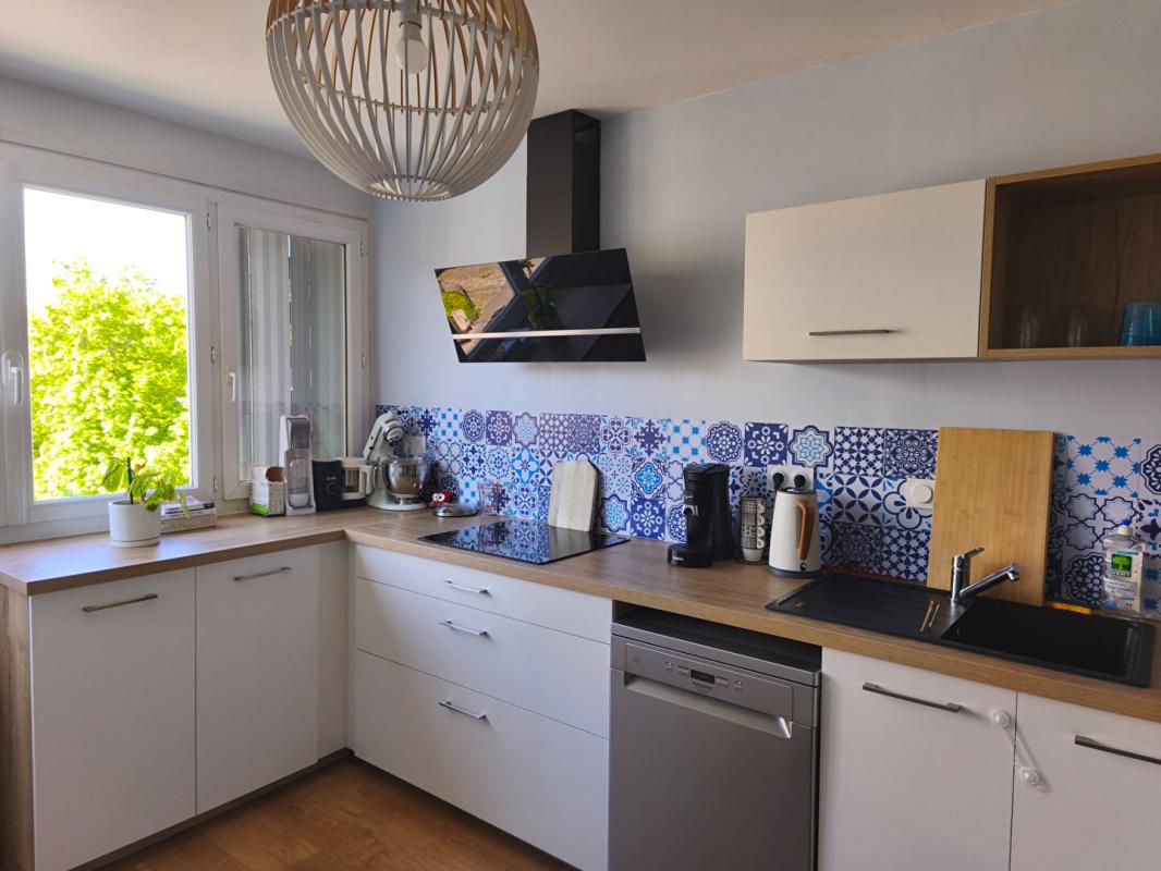 CLERMONT-FERRAND COUP DE COEUR - Appartement T3 lumineux avec balcon vue Puy de Dôme + garage - Secteur Lafayette 2