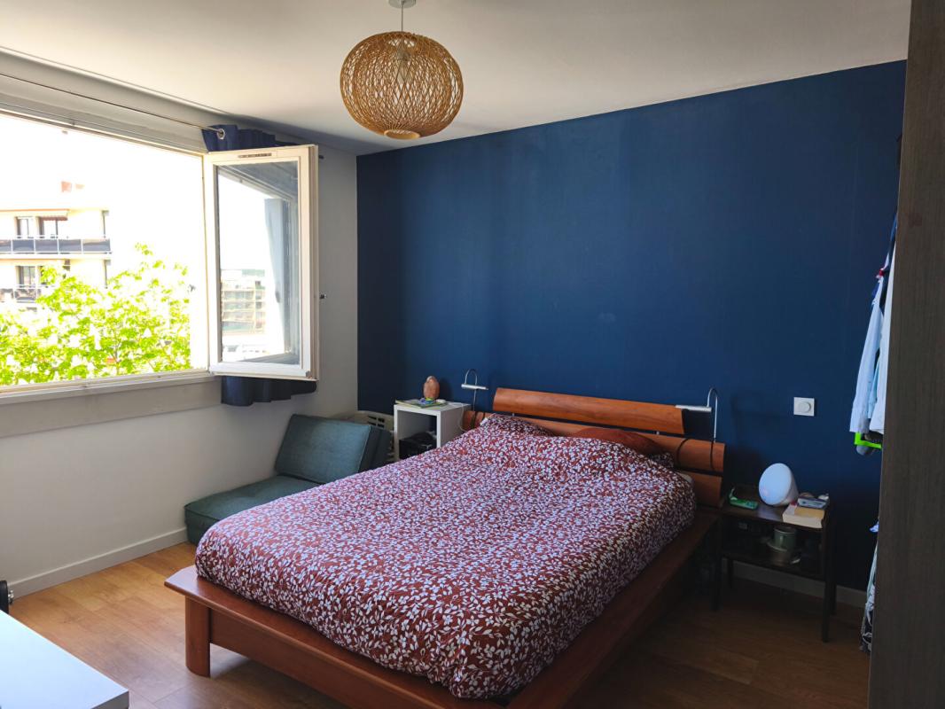 CLERMONT-FERRAND COUP DE COEUR - Appartement T3 lumineux avec balcon vue Puy de Dôme + garage - Secteur Lafayette 5