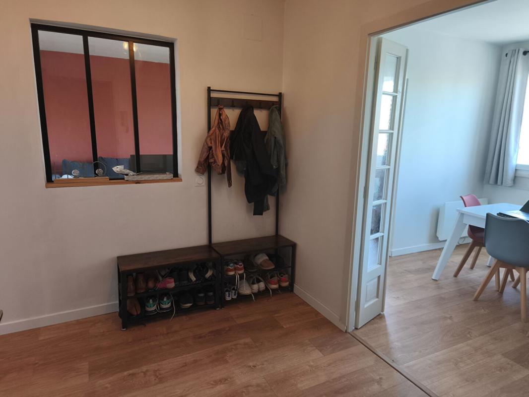 CLERMONT-FERRAND COUP DE COEUR - Appartement T3 lumineux avec balcon vue Puy de Dôme + garage - Secteur Lafayette 8