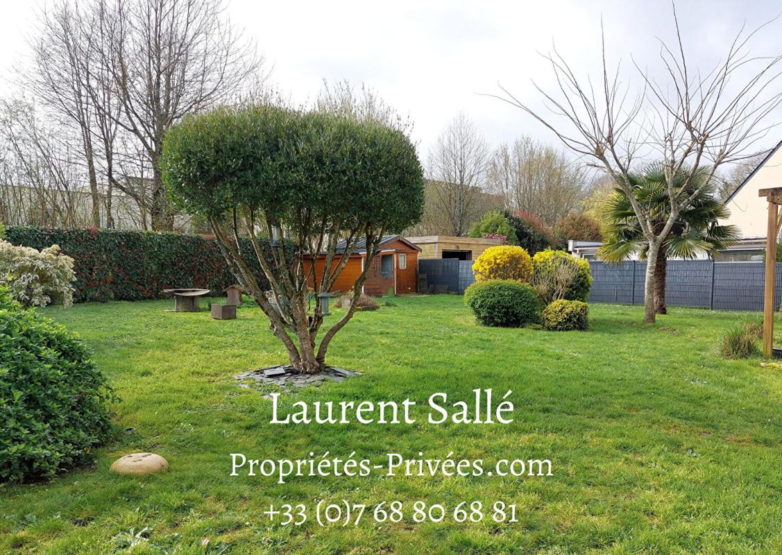 PLUHERLIN PLUHERLIN ( 56220) - Maison avec jardin paysager et extension lumineuse 12