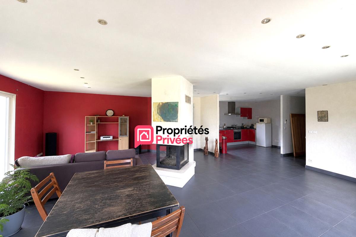 CHARBONNIERES-LES-VARENNES Coup de coeur maison T6 de plain-pied de 195m², terrain 1200m² PAUGNAT 63410 7