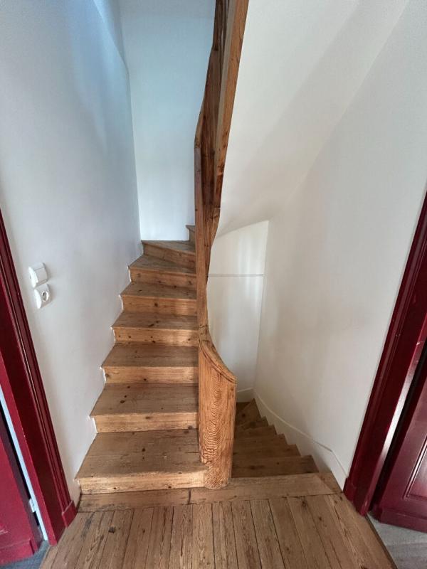 LISIEUX 14100  Maison  6 pièces   - 4 chambres + bâtiments  289 000 Euros 10