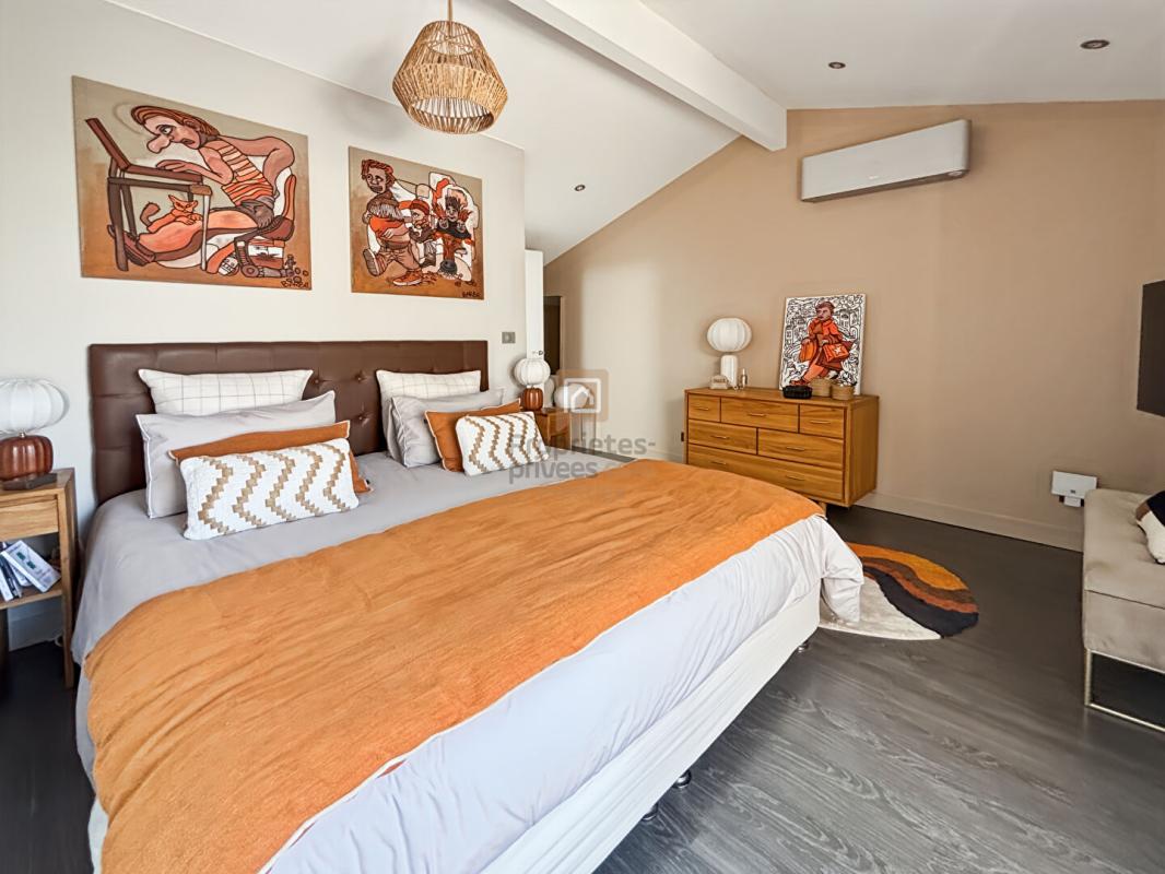 BORDEAUX Bordeaux Saint-Victor Maison d'architecte  d'exception Jardin, Terrasse et Garage 10