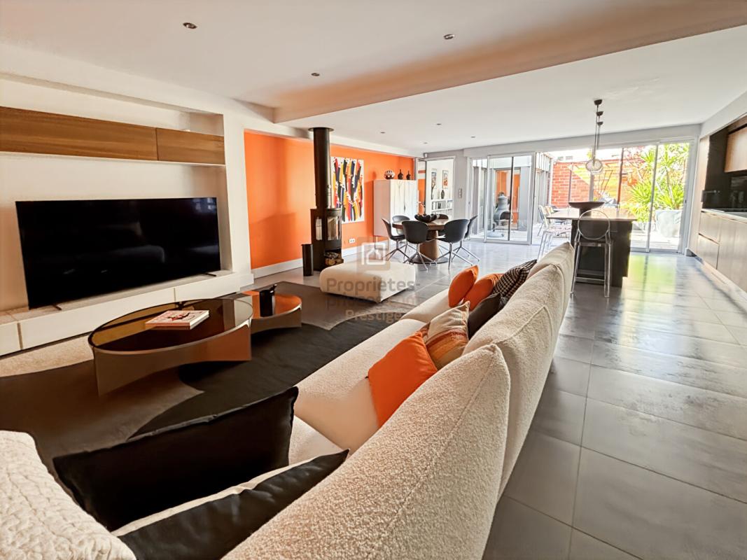 BORDEAUX Bordeaux Saint-Victor Maison d'architecte  d'exception Jardin, Terrasse et Garage 2