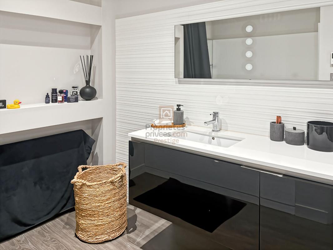 BORDEAUX Bordeaux Saint-Victor Maison d'architecte  d'exception Jardin, Terrasse et Garage 9