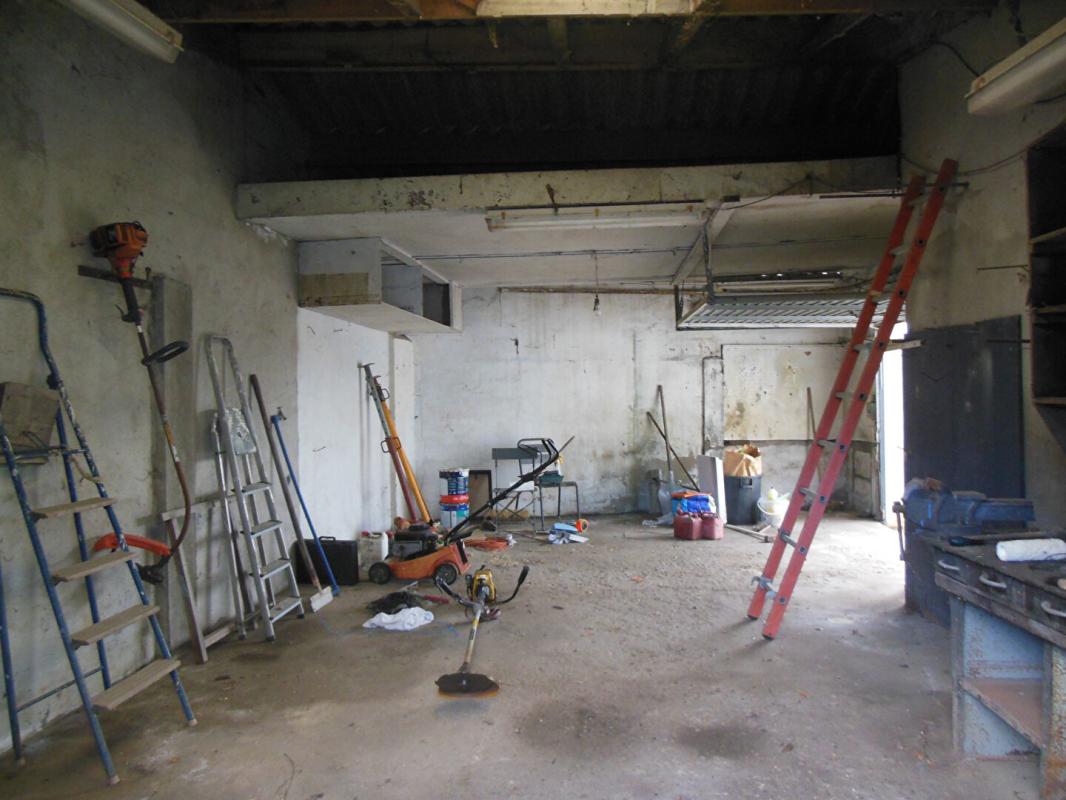 SAINT-SULPICE-DE-ROYAN Maison de village, centre-ville 2 min à pied dans un environnement calme 12