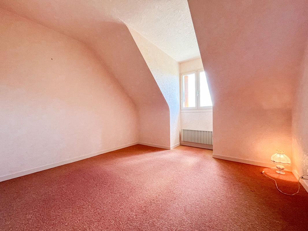 COURMEMIN Maison Courmemin 8 pièce(s) 173.06 m2 10