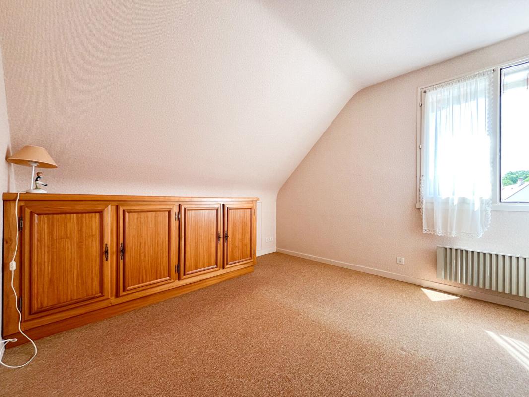 COURMEMIN Maison Courmemin 8 pièce(s) 173.06 m2 11