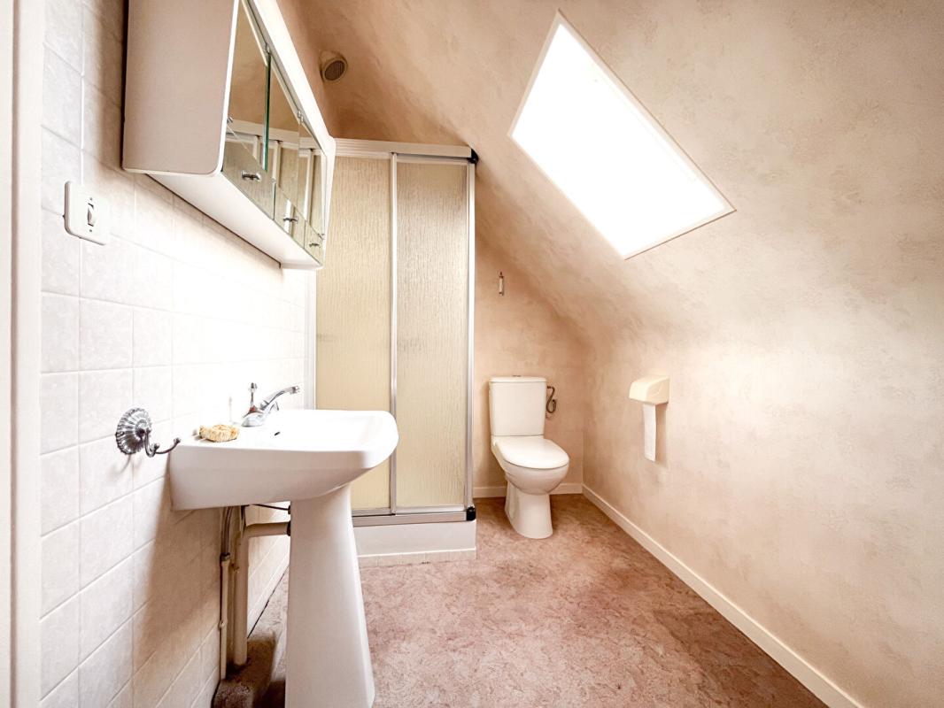 COURMEMIN Maison Courmemin 8 pièce(s) 173.06 m2 13