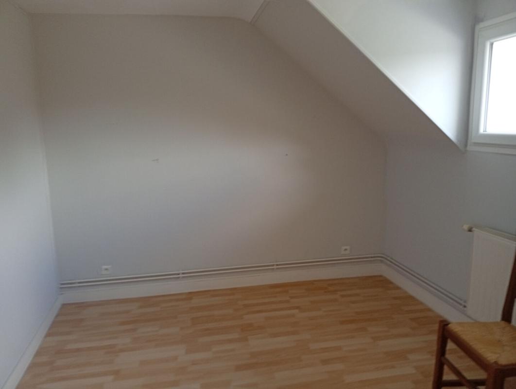 CROUZILLES A VENDRE MAISON RENOVEE RARE / 37220 CROUZILLE / 127M²/ DPE  C / 4 CH / SPAS FERMER 5