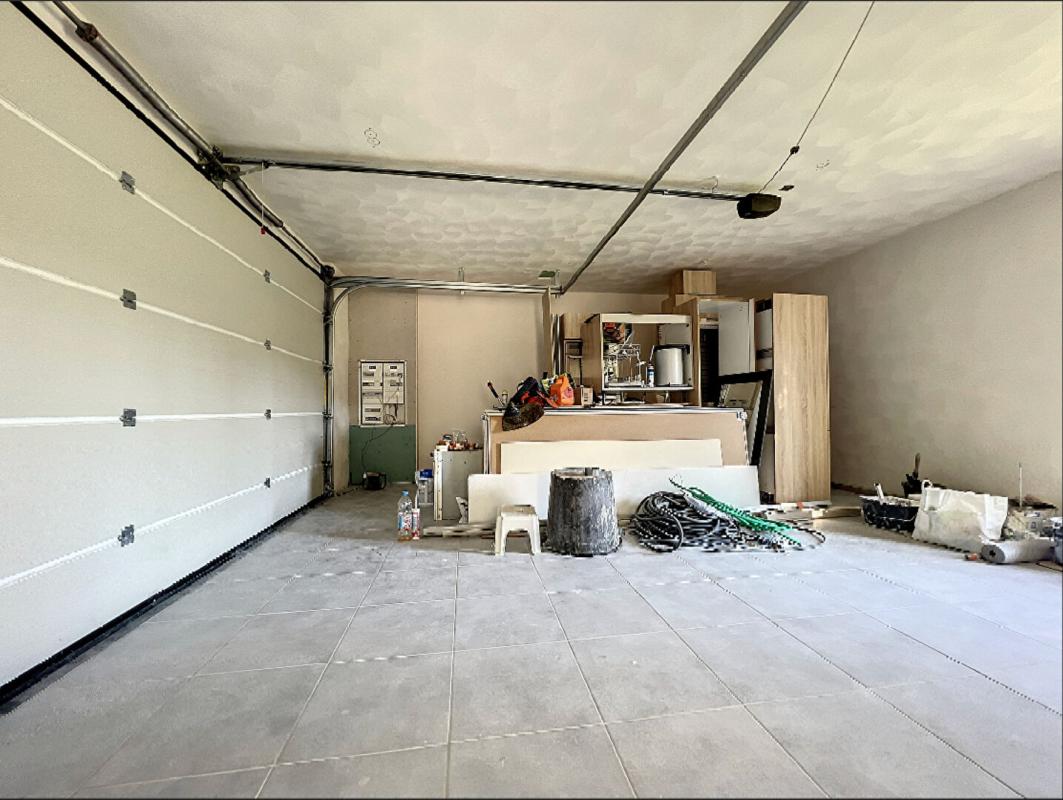 AURIBEAU-SUR-SIAGNE Maison mitoyenne Auribeau Sur Siagne 5 pièces 112 m2 12