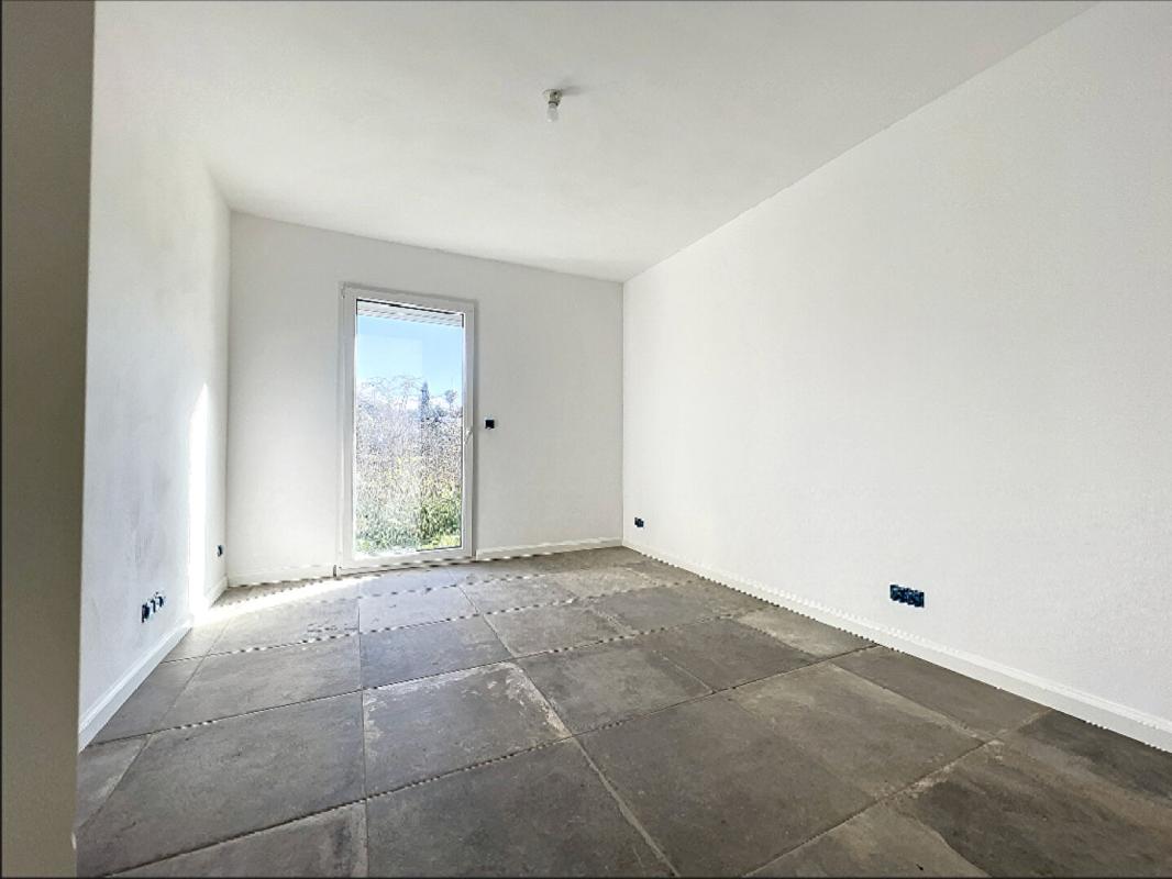 AURIBEAU-SUR-SIAGNE Maison mitoyenne Auribeau Sur Siagne 5 pièces 112 m2 4