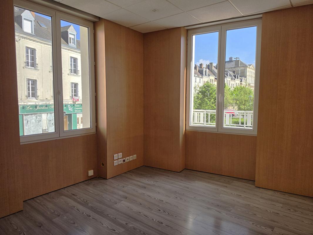 NOGENT-LE-ROTROU Immeuble coeur de ville Nogent Le Rotrou 340 m2 7