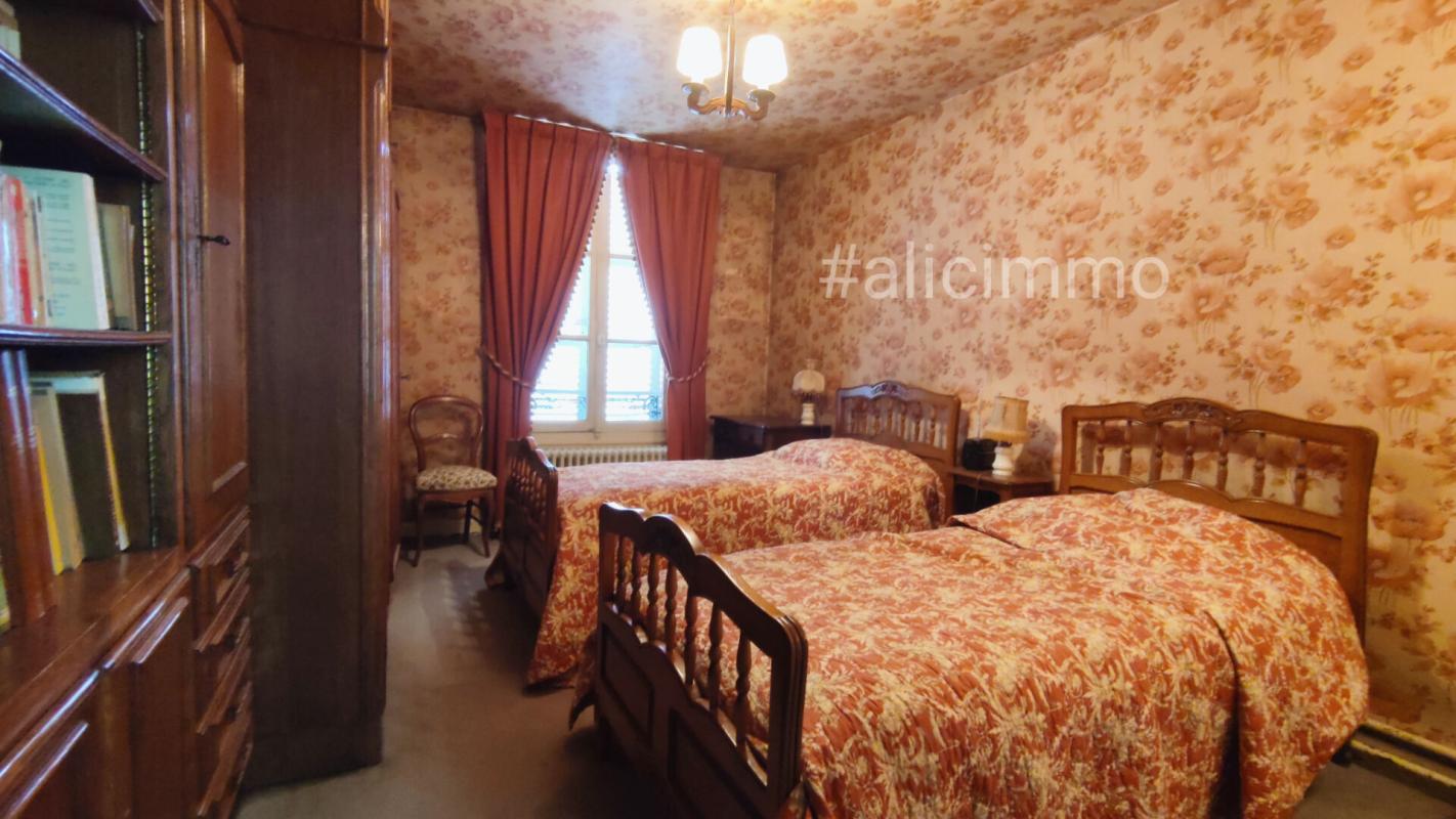 SEZANNE Maison Sézanne 8 pièces 252 m2 14