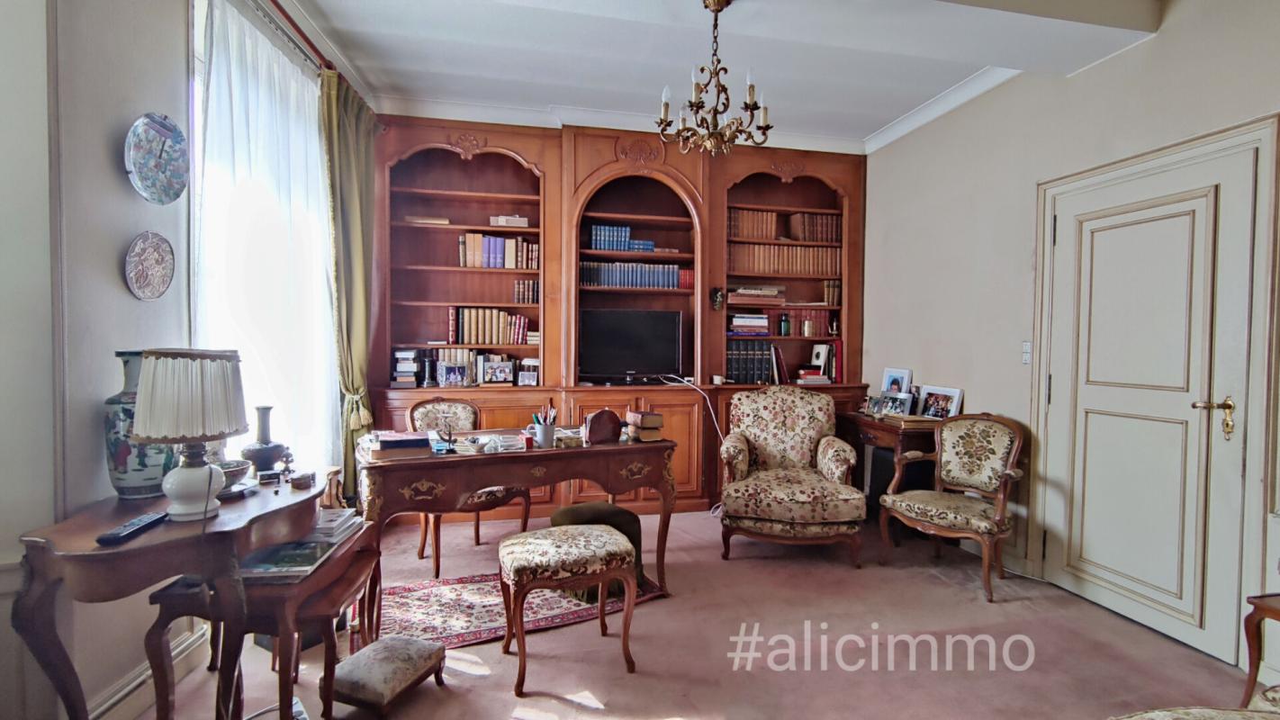 SEZANNE Maison Sézanne 8 pièces 252 m2 7