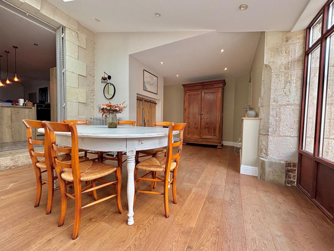 VENDOME Maison de caractère / 167 m2 / Coeur Vendôme 3